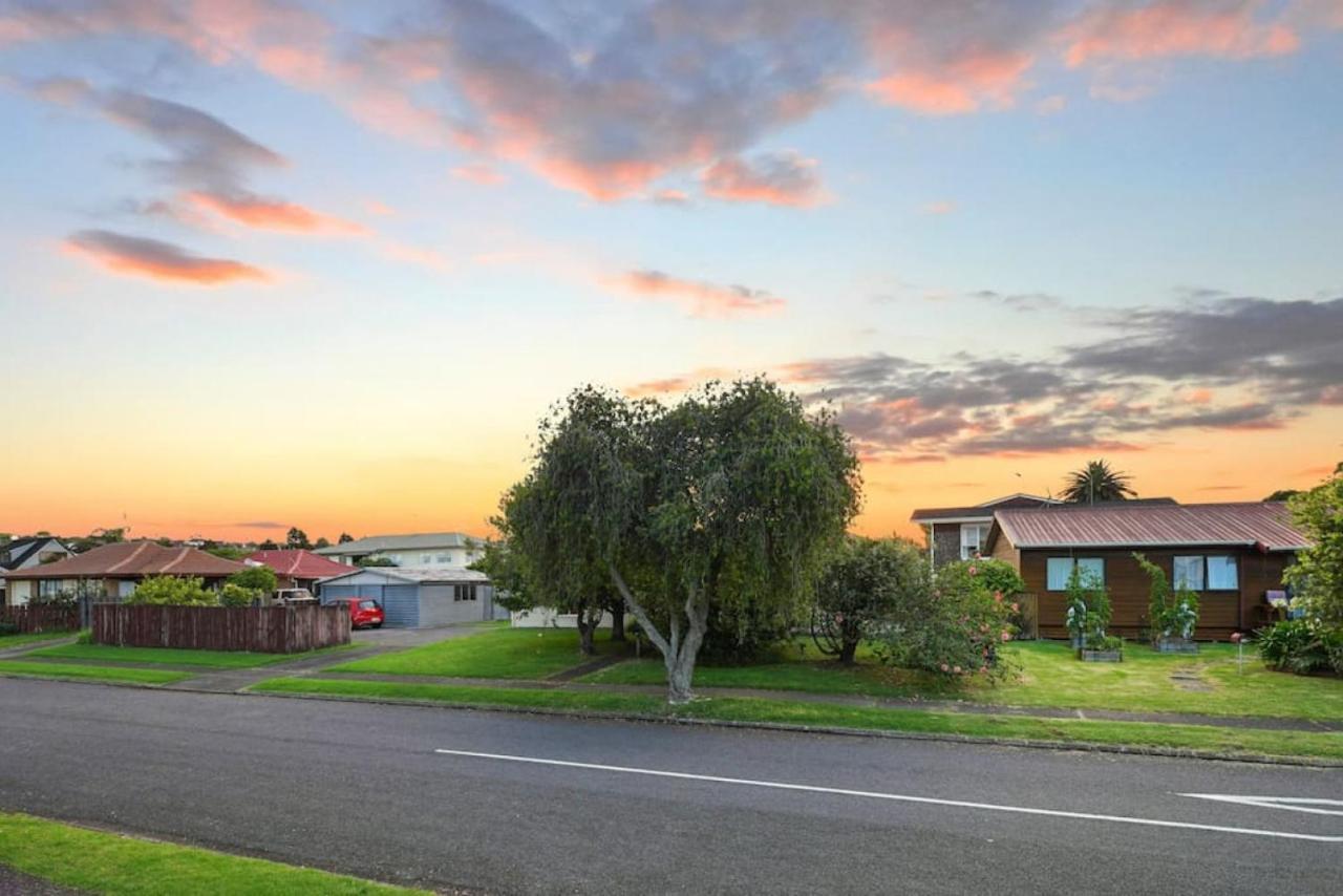 Amazing Home By Beach - Fully Aircon-Ed - Wifi Auckland Exterior foto