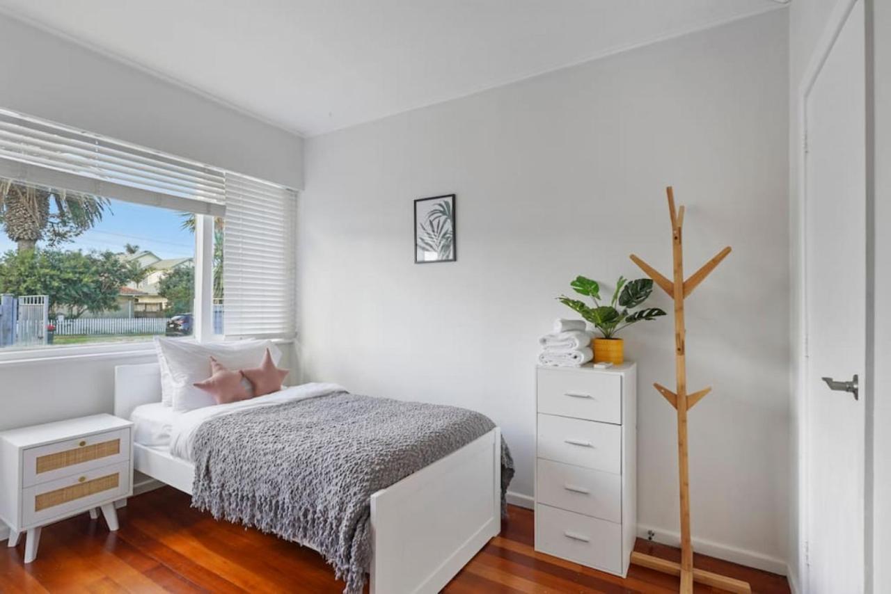 Amazing Home By Beach - Fully Aircon-Ed - Wifi Auckland Exterior foto